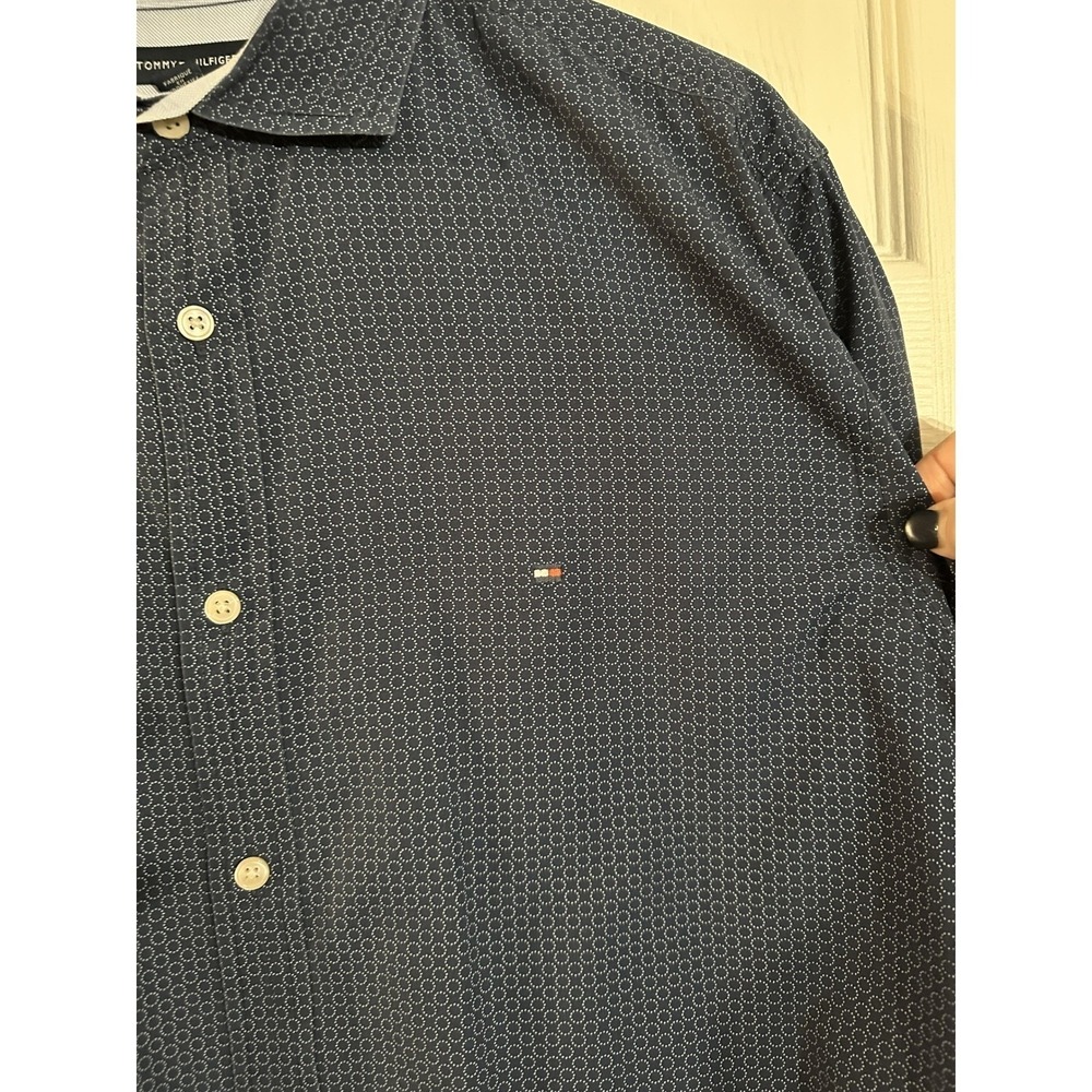 Tommy Hilfiger Men's Long Sleeve Button Down Shirt Geometric Print L - Picture 2 of 5